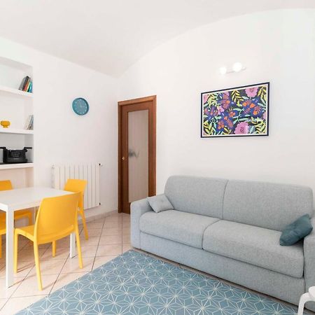 Colourful Flat San Donato Διαμέρισμα Τορίνο Εξωτερικό φωτογραφία