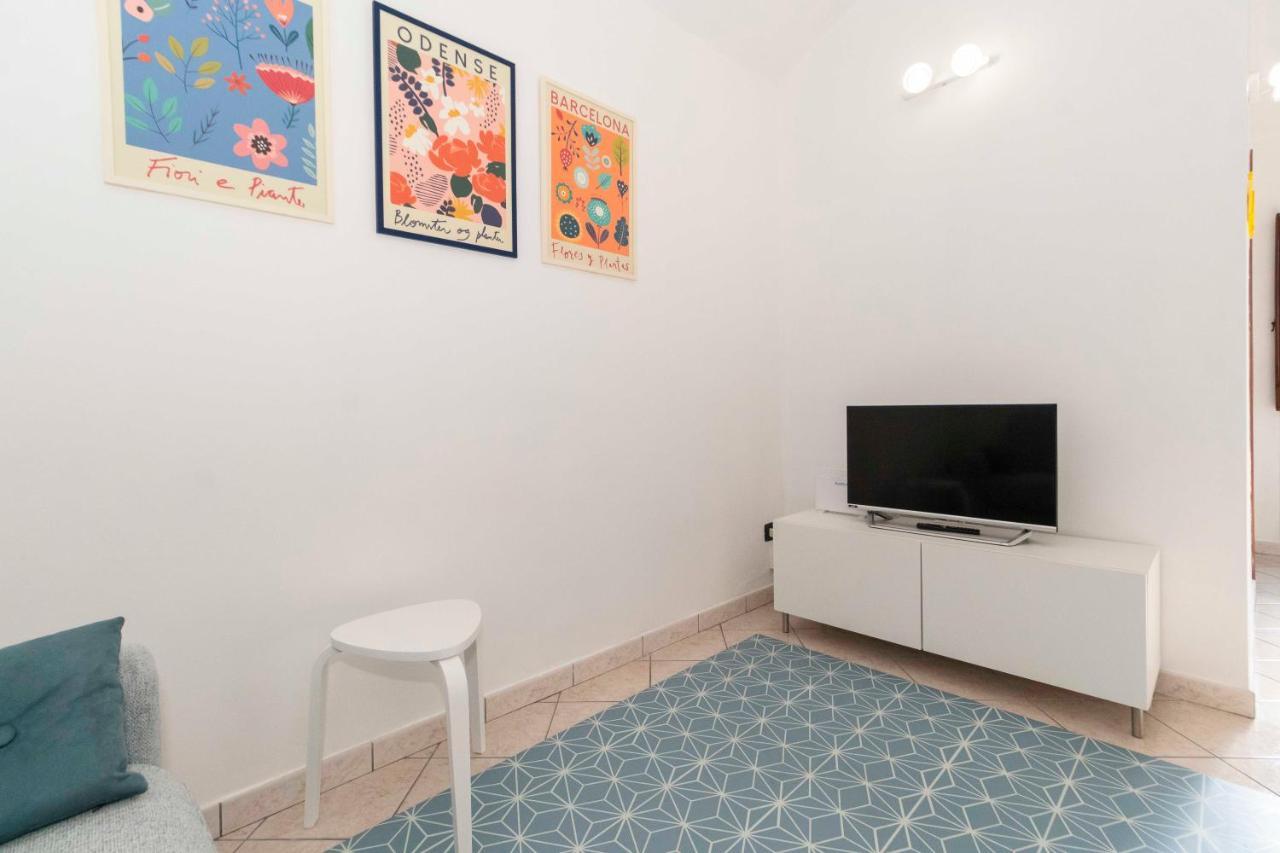 Colourful Flat San Donato Διαμέρισμα Τορίνο Εξωτερικό φωτογραφία